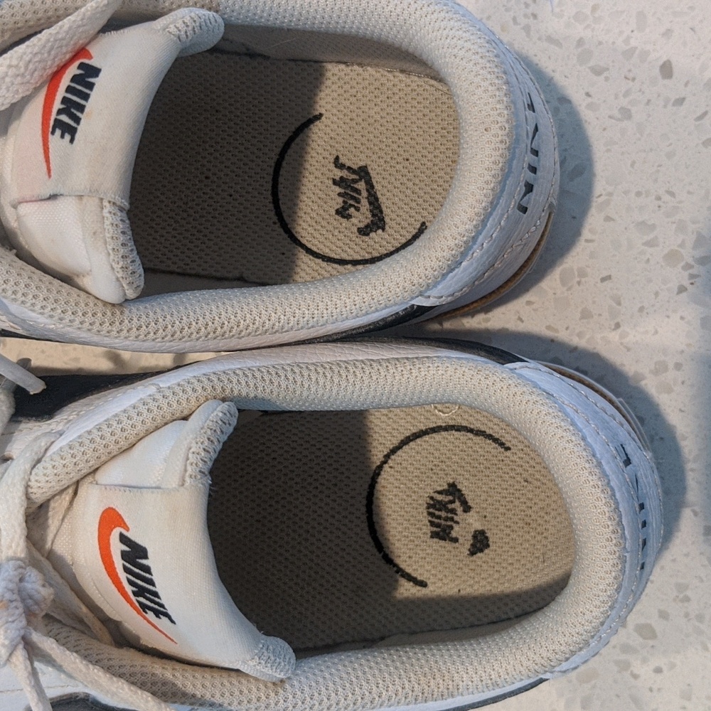 ❤️ Women's Nike Court legacy shoes 8.5 - Picture 10 of 13